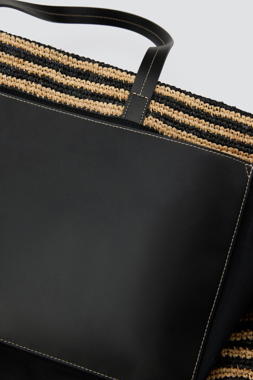 Raffia Crochet Tote