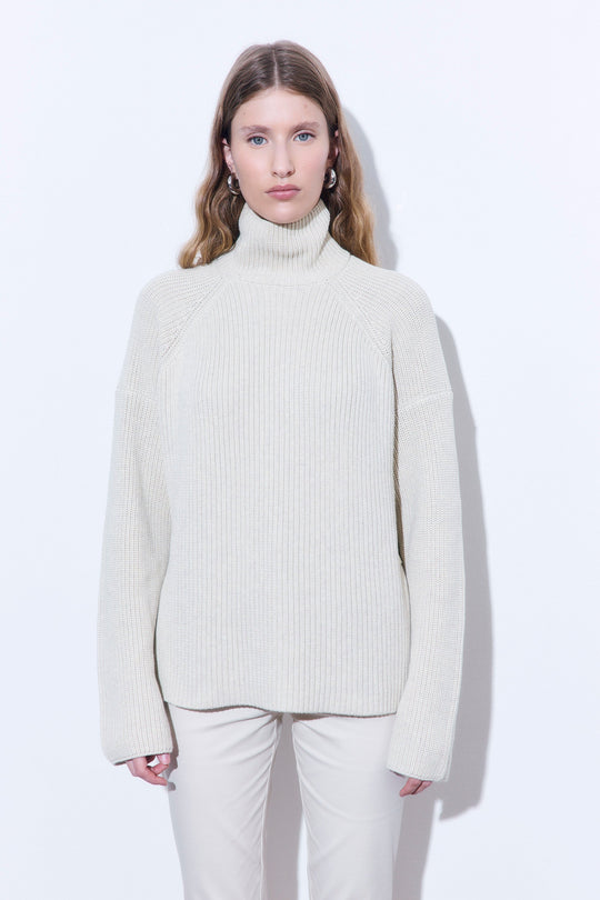 Ribbed Turtleneck Sweater - Dé Rococo