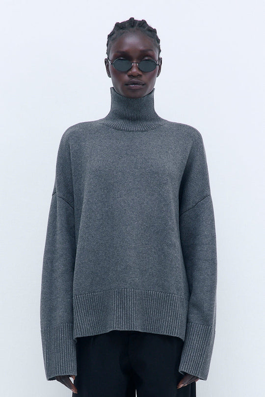 Oversized Turtleneck Jumper - Dé Rococo