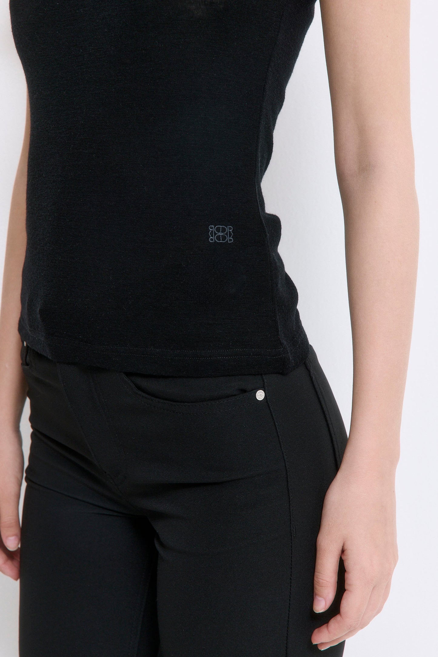 Fitted Wool Cup Tee