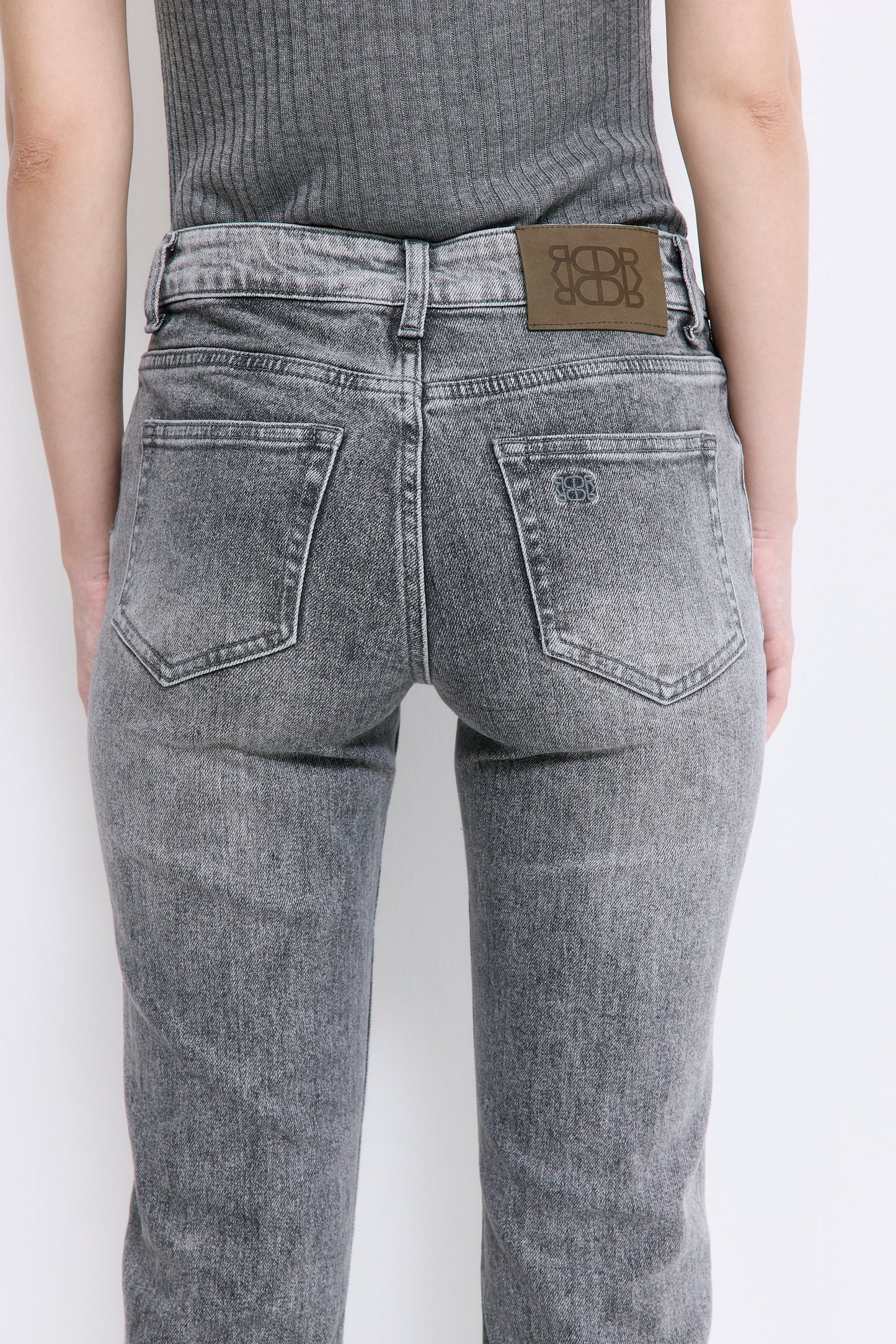 No.17| Mid Rise Bootcut Denim - Dé Rococo