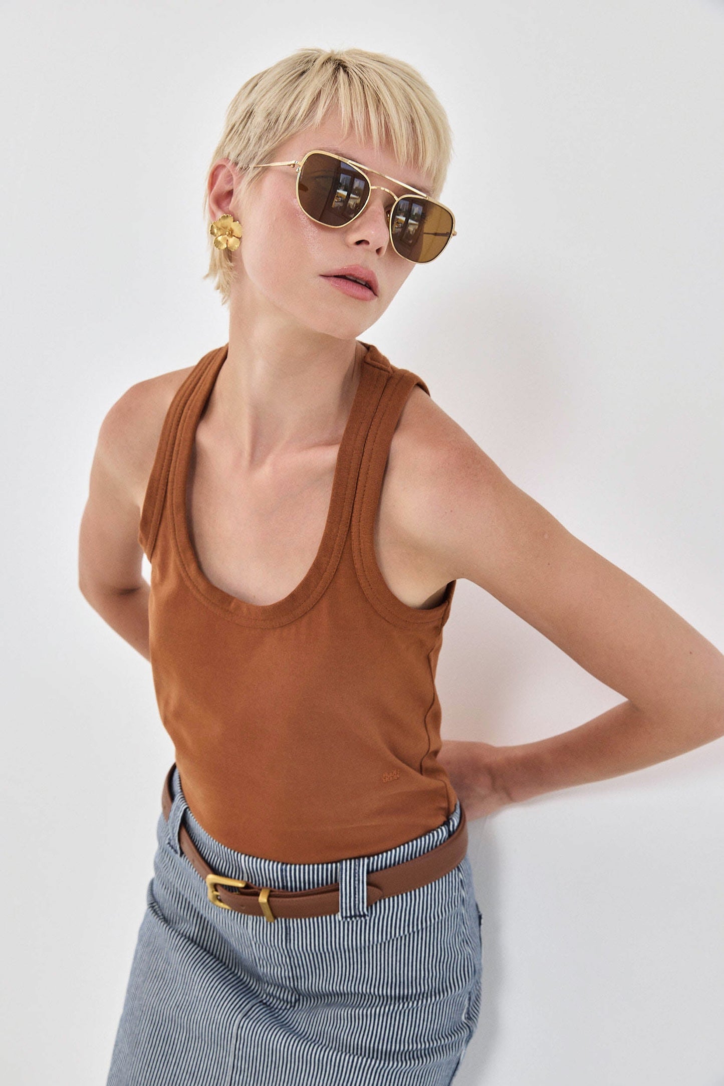 Heavy Cotton Deep Scoop Tank Top - Dé Rococo