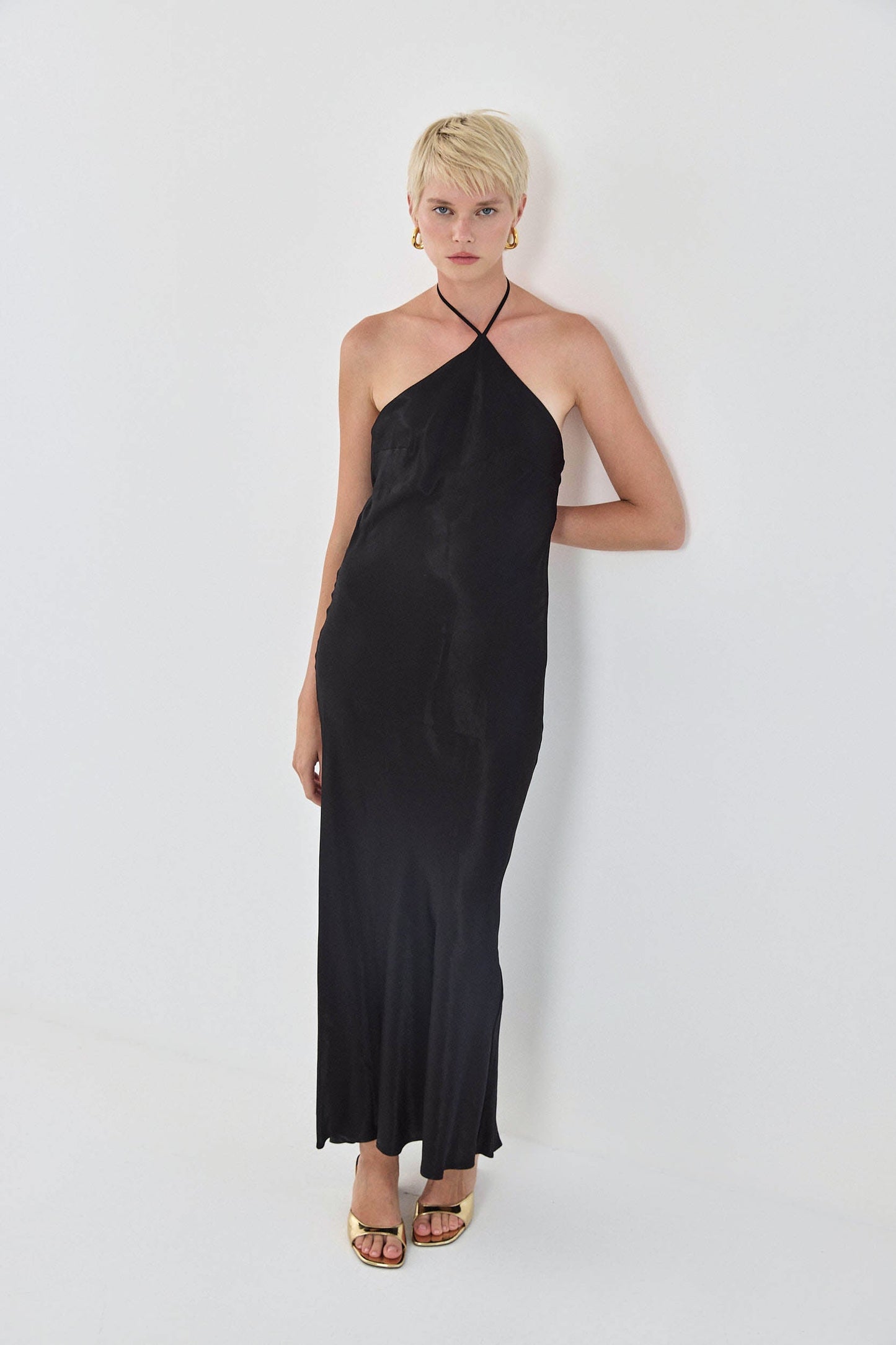 Collar Maxi Satin Dress - Dé Rococo