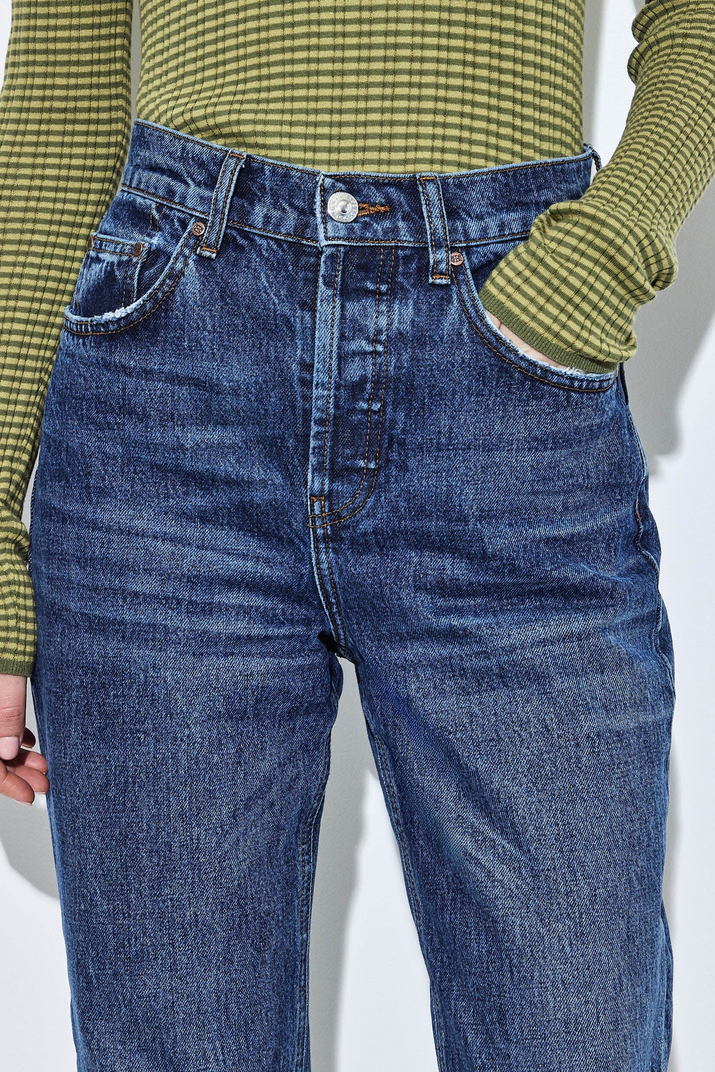 No.6| High Waisted Straight Full Length Denim - Dé Rococo