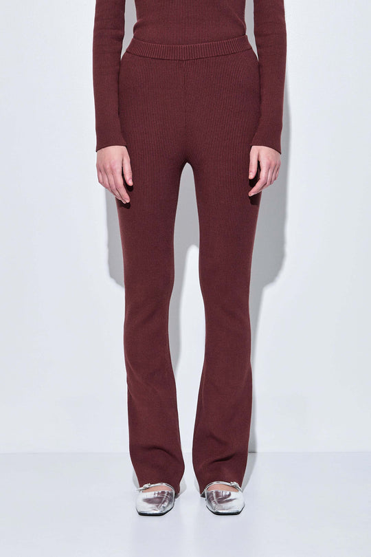 Ribbed Flared Leggings - Dé Rococo
