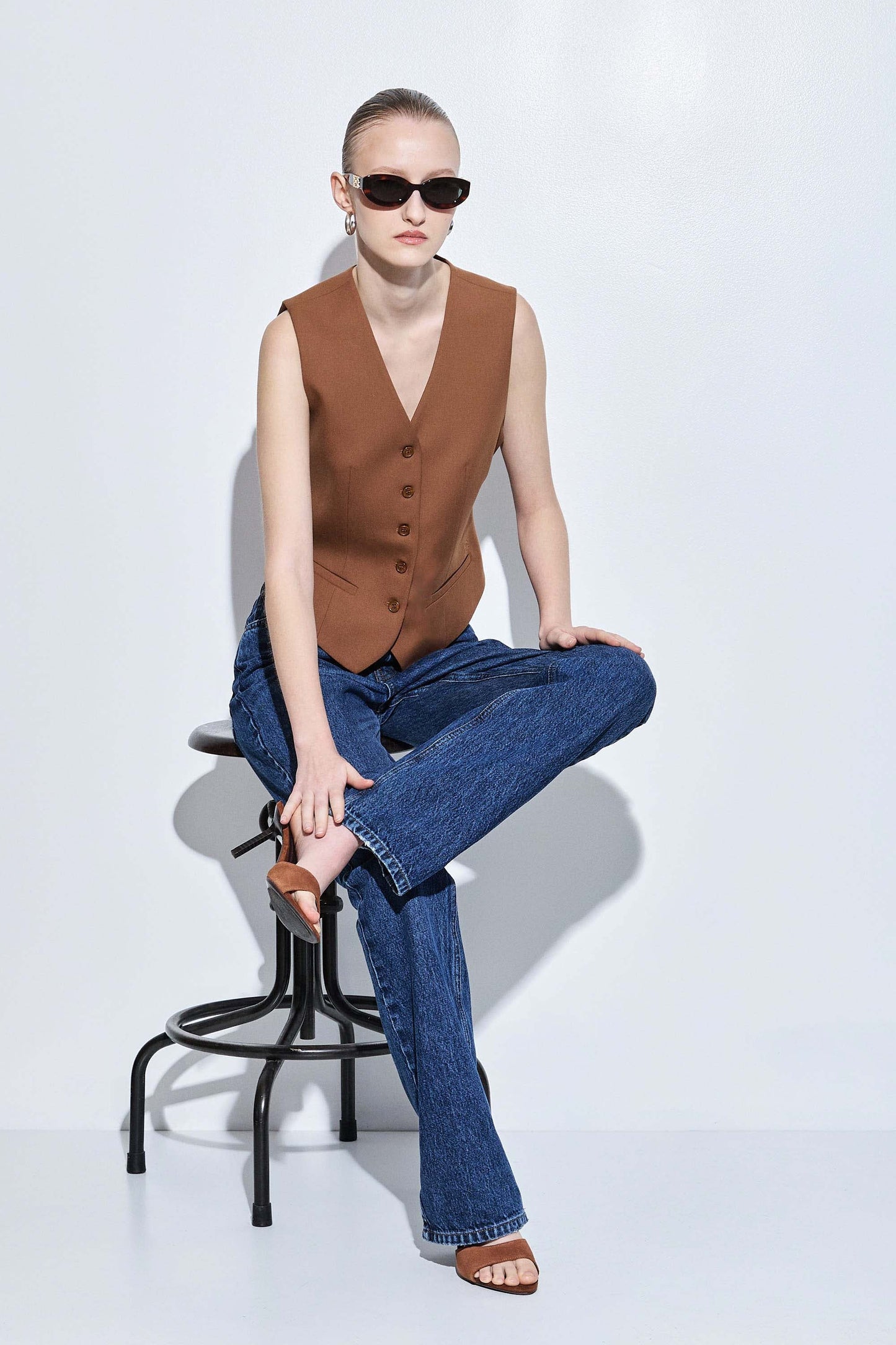 Tailored Classic Daddy Vest - Dé Rococo