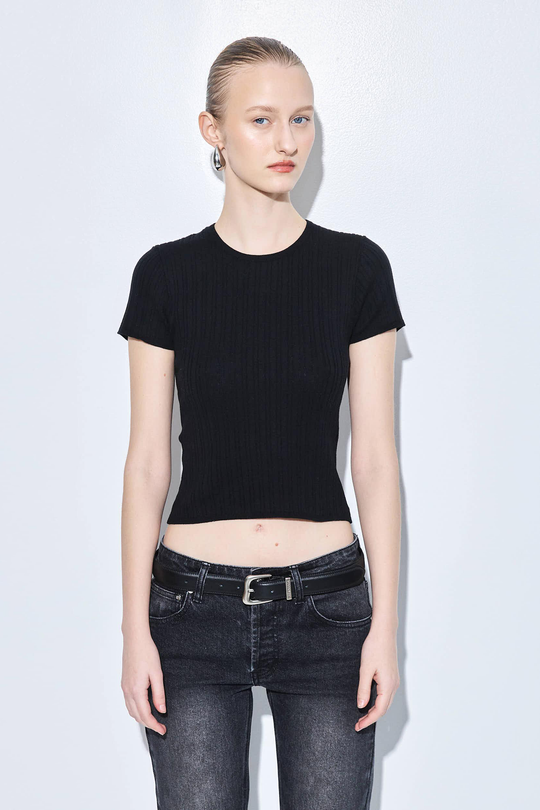 Ribbed Crew Neck Tee