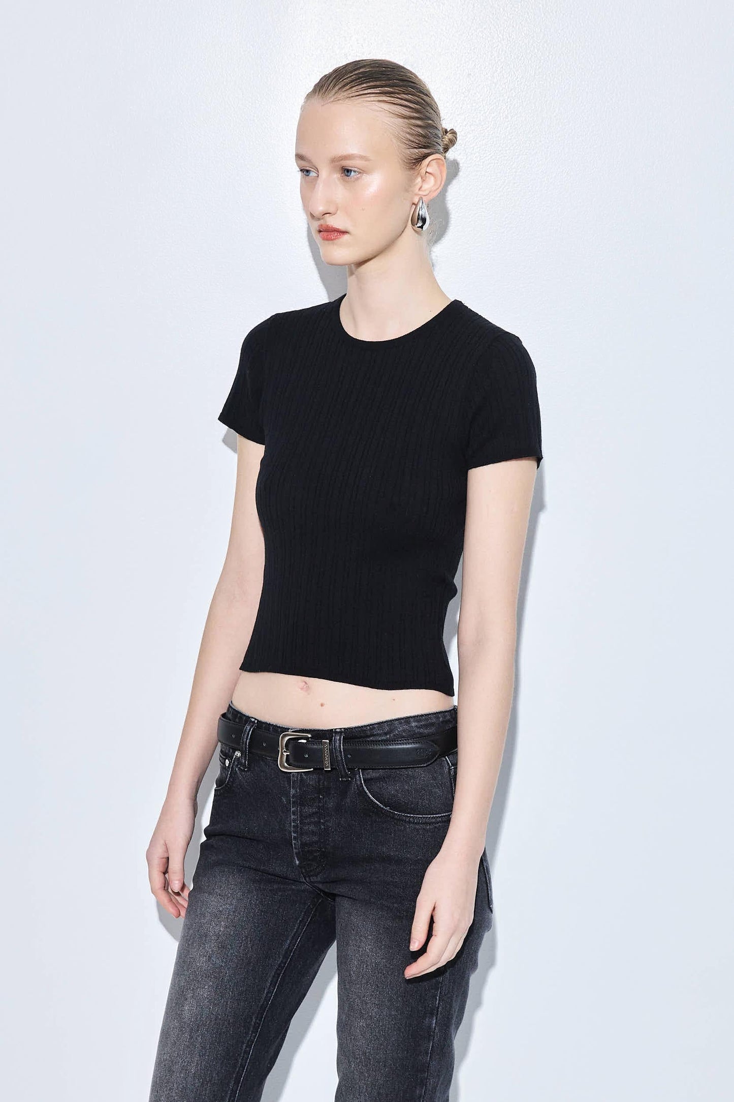 Ribbed Crew Neck Tee