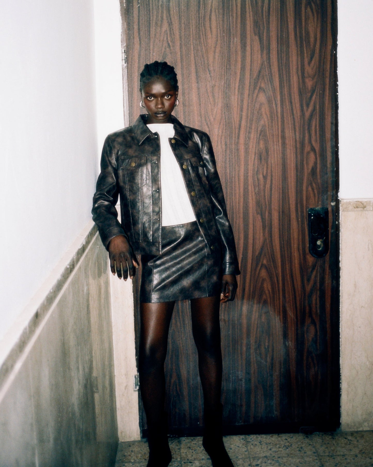 Fitted Vegan Leather Mini Skirt - Dé Rococo