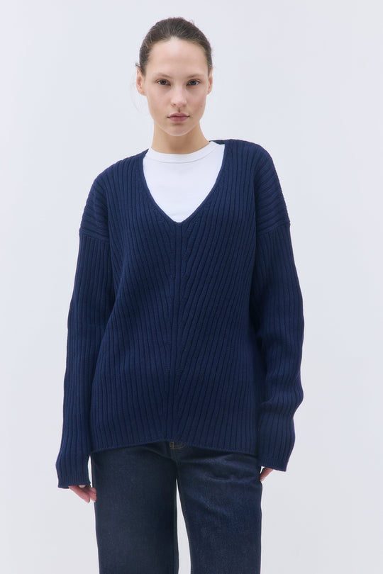 Deep V Neck Ribbed Sweater - Dé Rococo