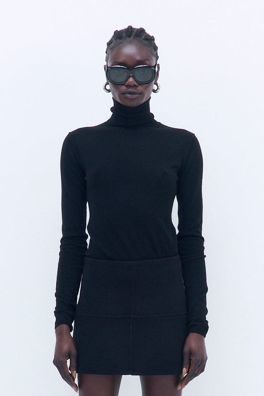 Wool Turtleneck Sweater - Dé Rococo