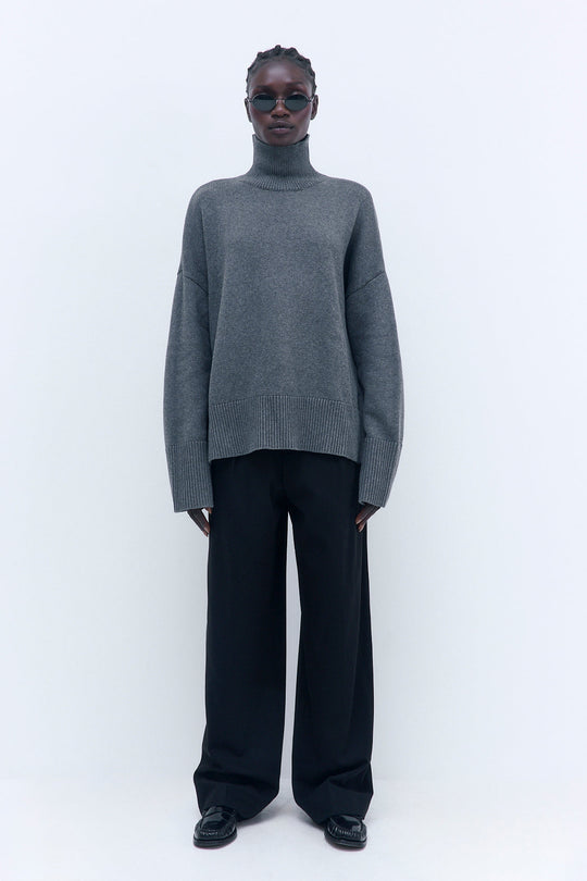 Oversized Turtleneck Jumper - Dé Rococo