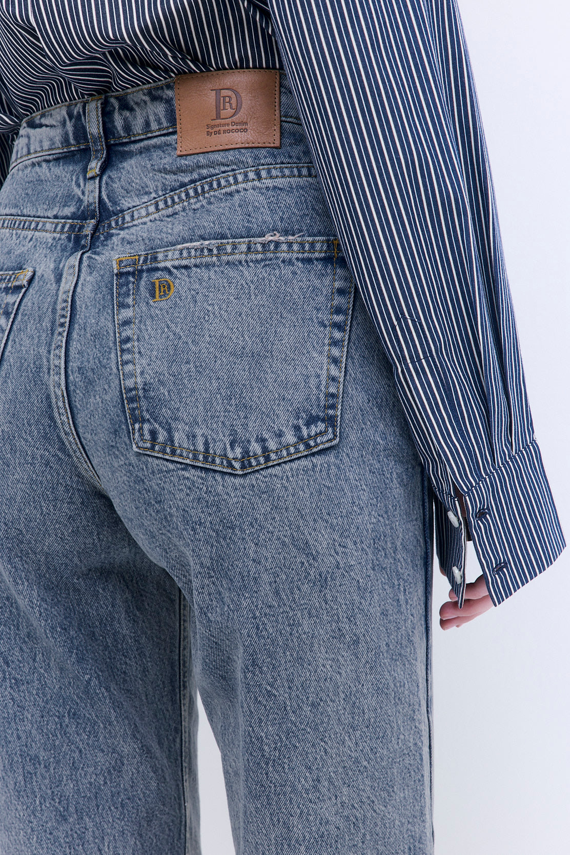 No.5| High Waist Straight Cropped Denim - Dé Rococo