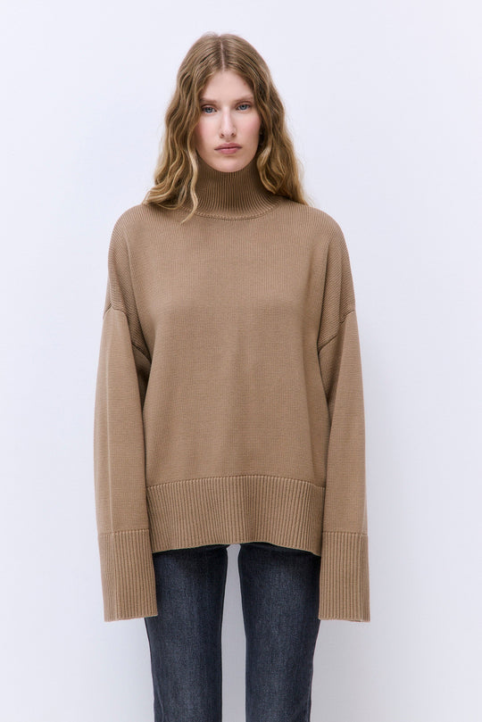 Oversized Turtleneck Jumper - Dé Rococo