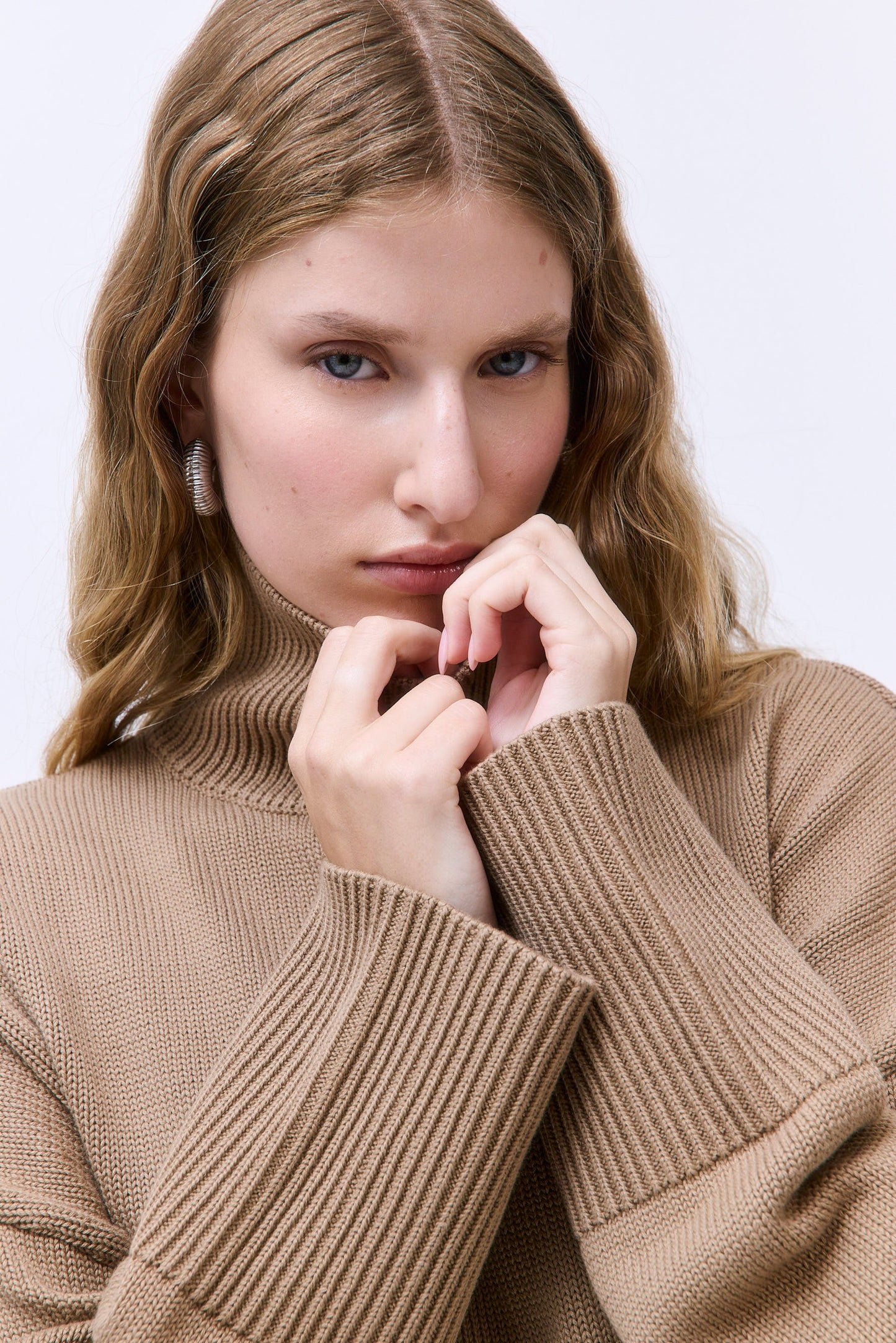 Oversized Turtleneck Jumper - Dé Rococo