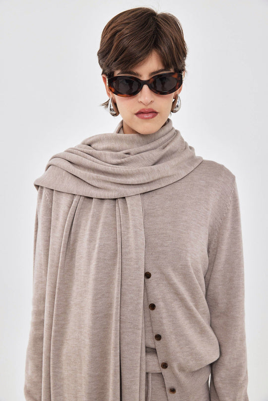 Light Knitted Scarf - Dé Rococo