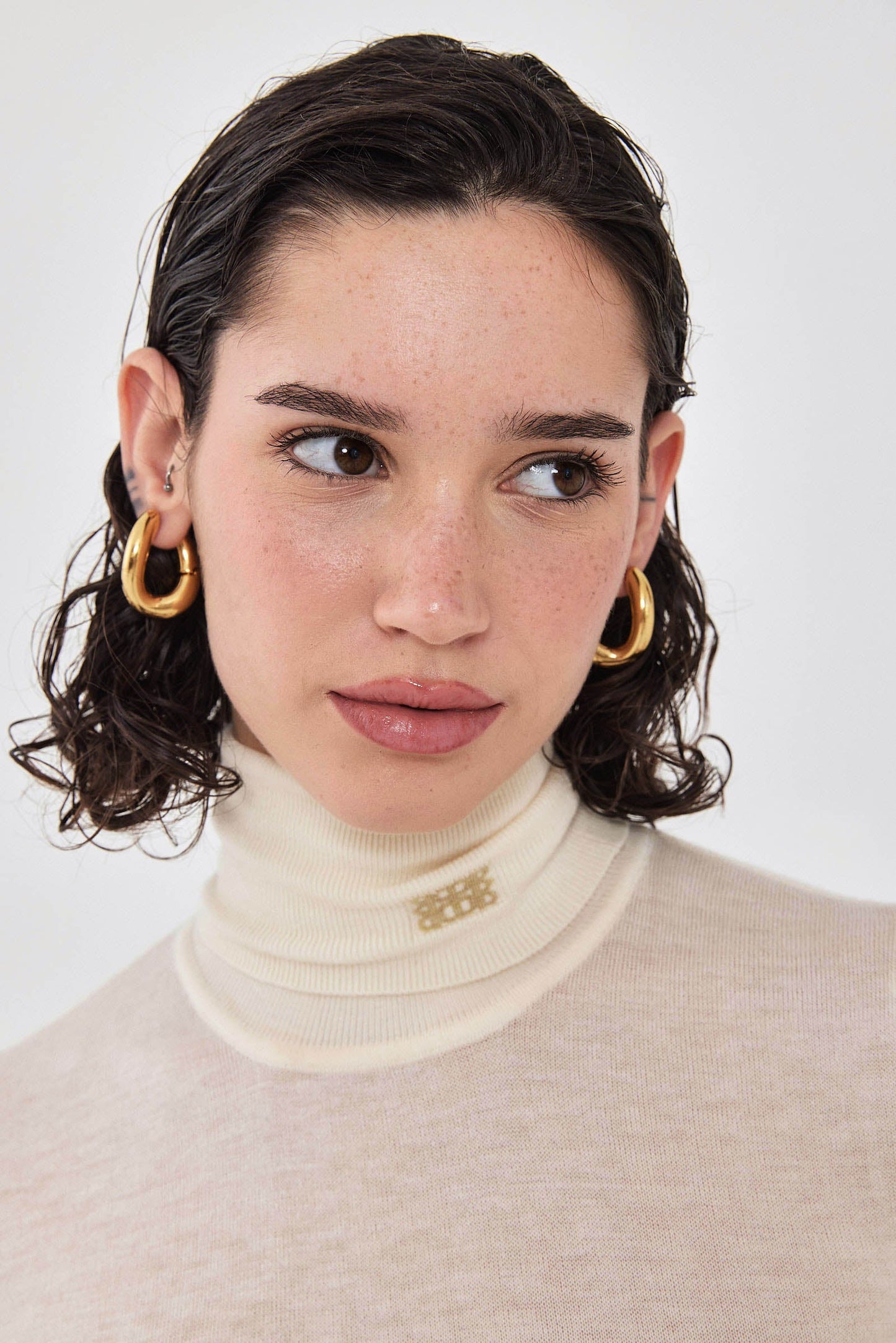 Lightweight Knitted Turtleneck Logo Top - Dé Rococo