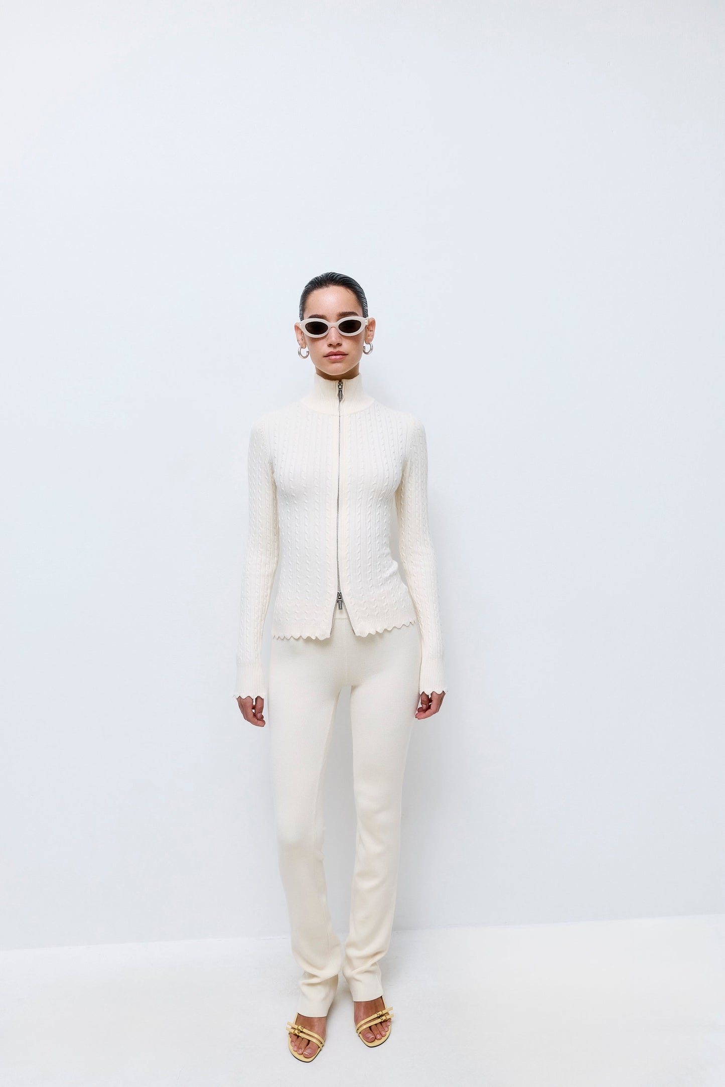 Fitted Cable Knit Cardigan