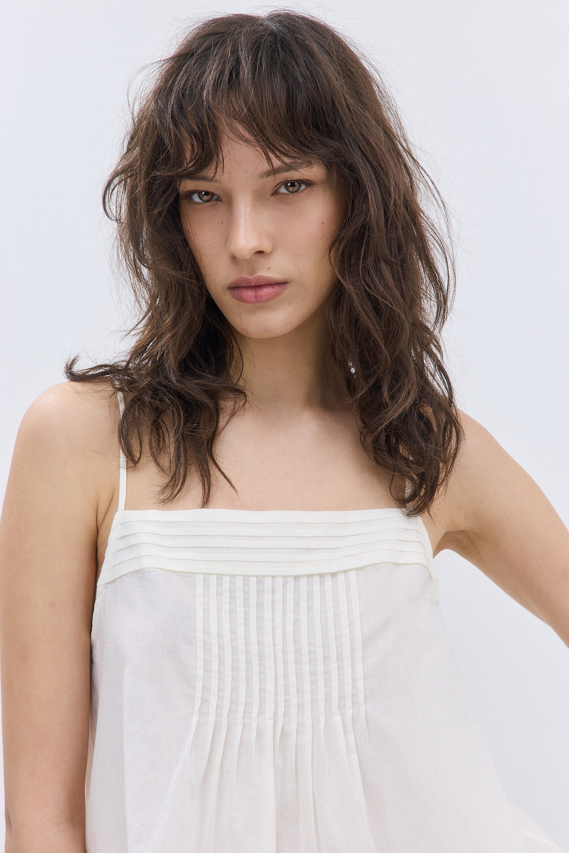 Semi Sheer Pleated Flowy Tank Top - Dé Rococo