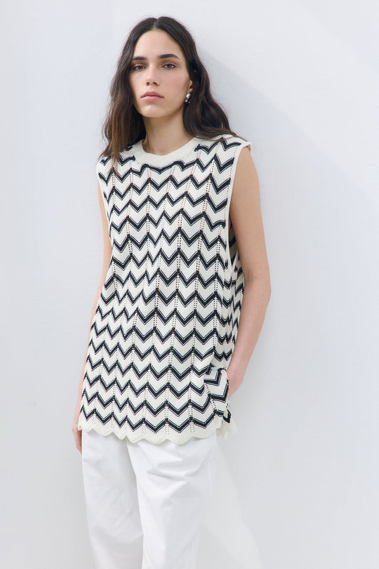 Oversized Crochet Pattern Vest - Dé Rococo