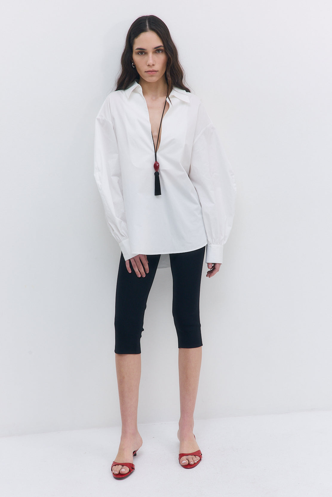 Tight Ribbed Capri Leggings