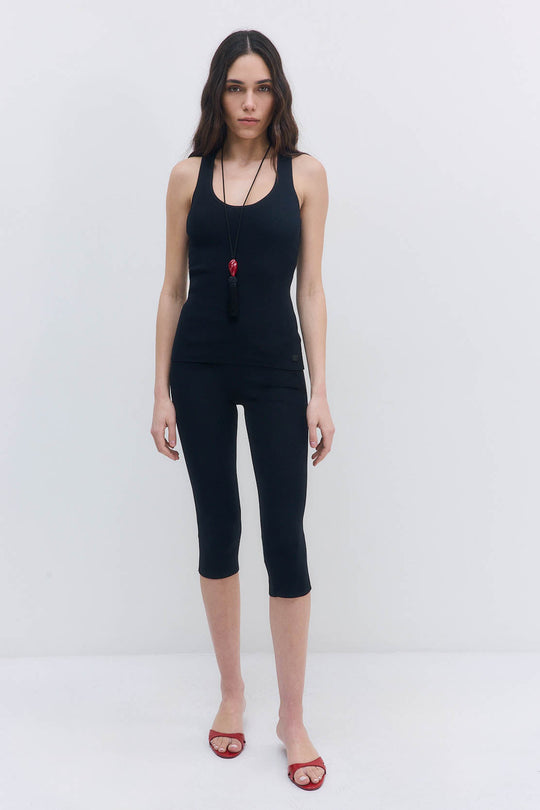 Tight Ribbed Capri Leggings - Dé Rococo