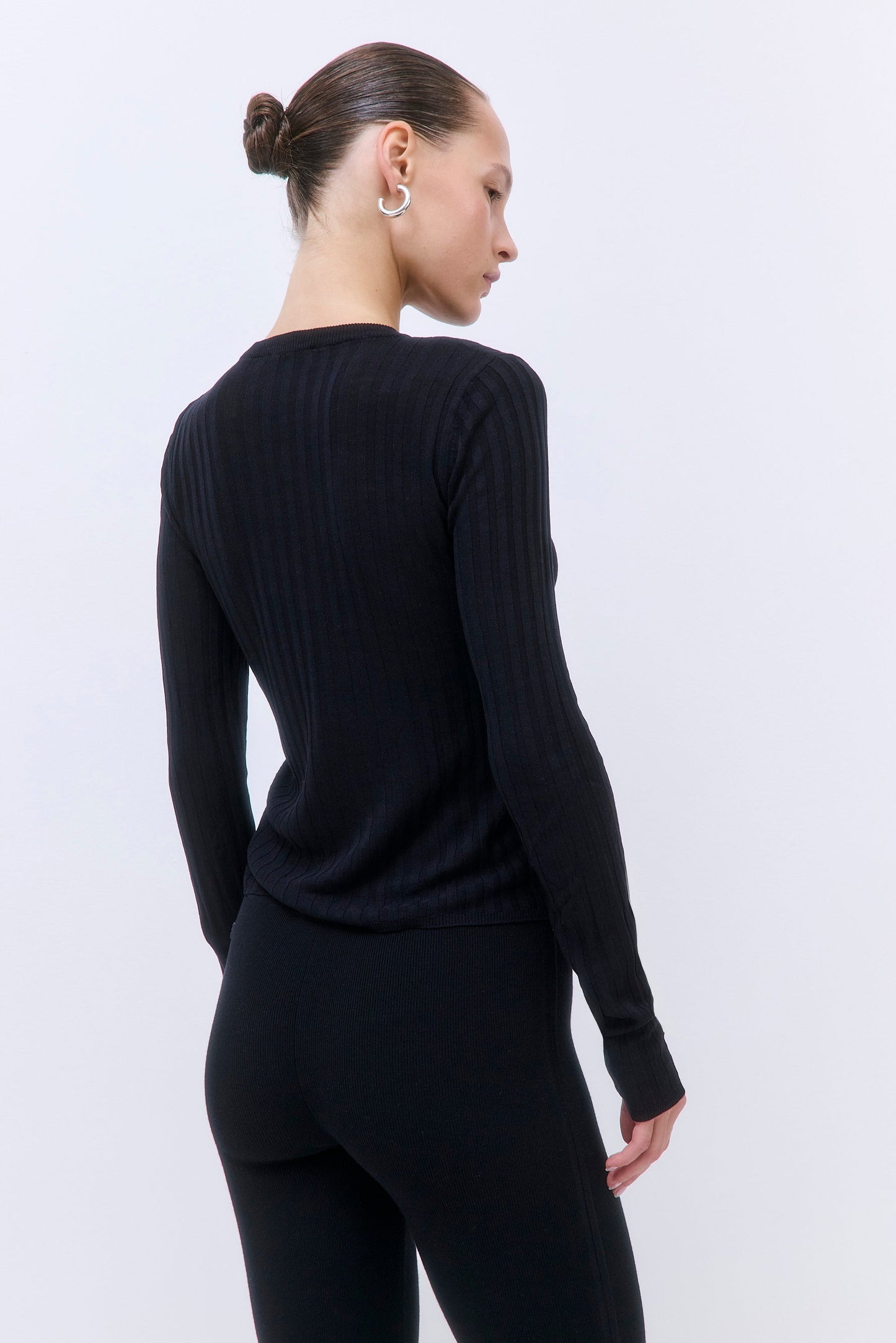 Wide Rib Crew Neck