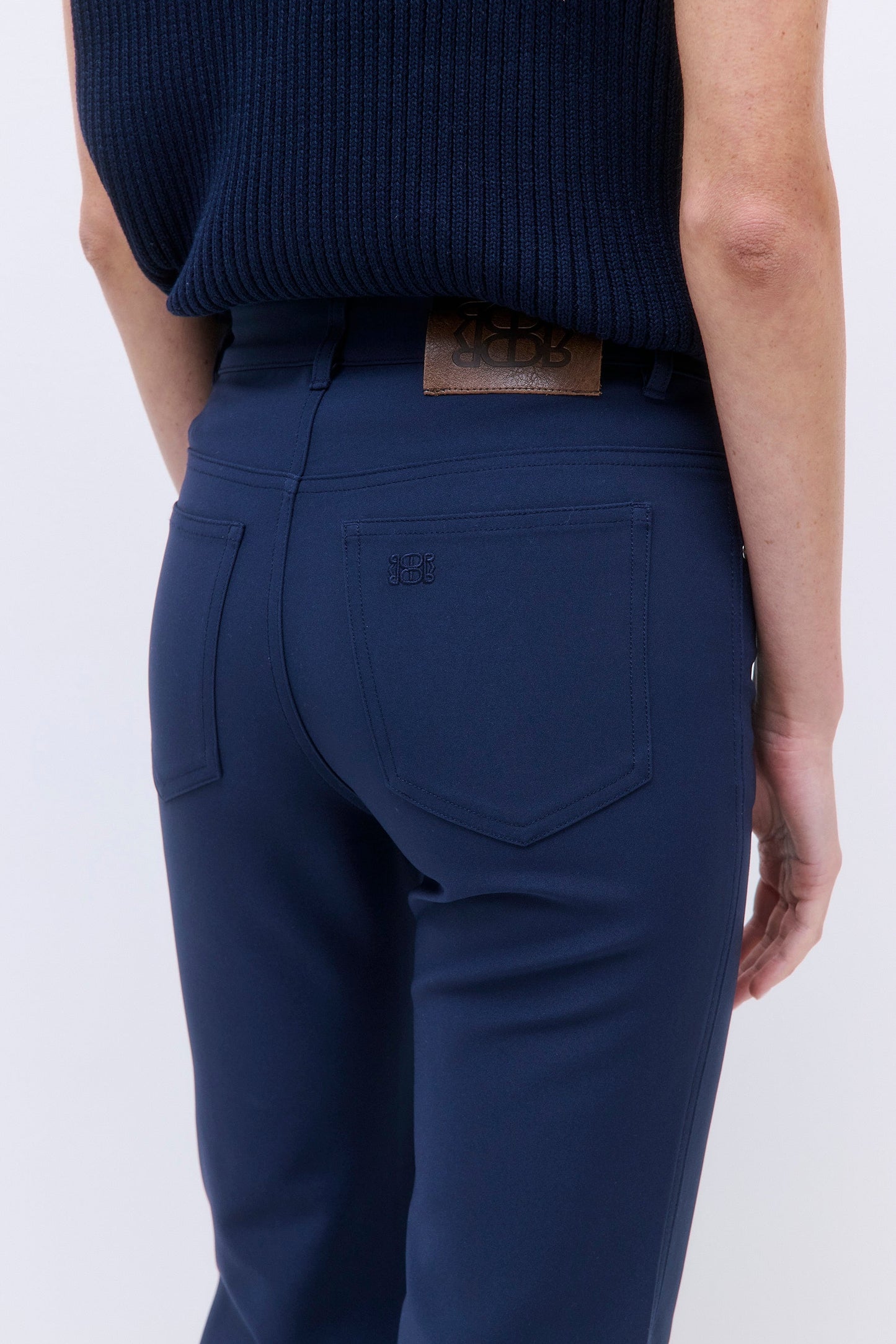 Stretchy Straight Leg Pants - Dé Rococo