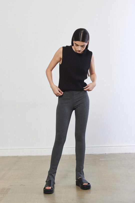 Back Slit Leggings - Dé Rococo