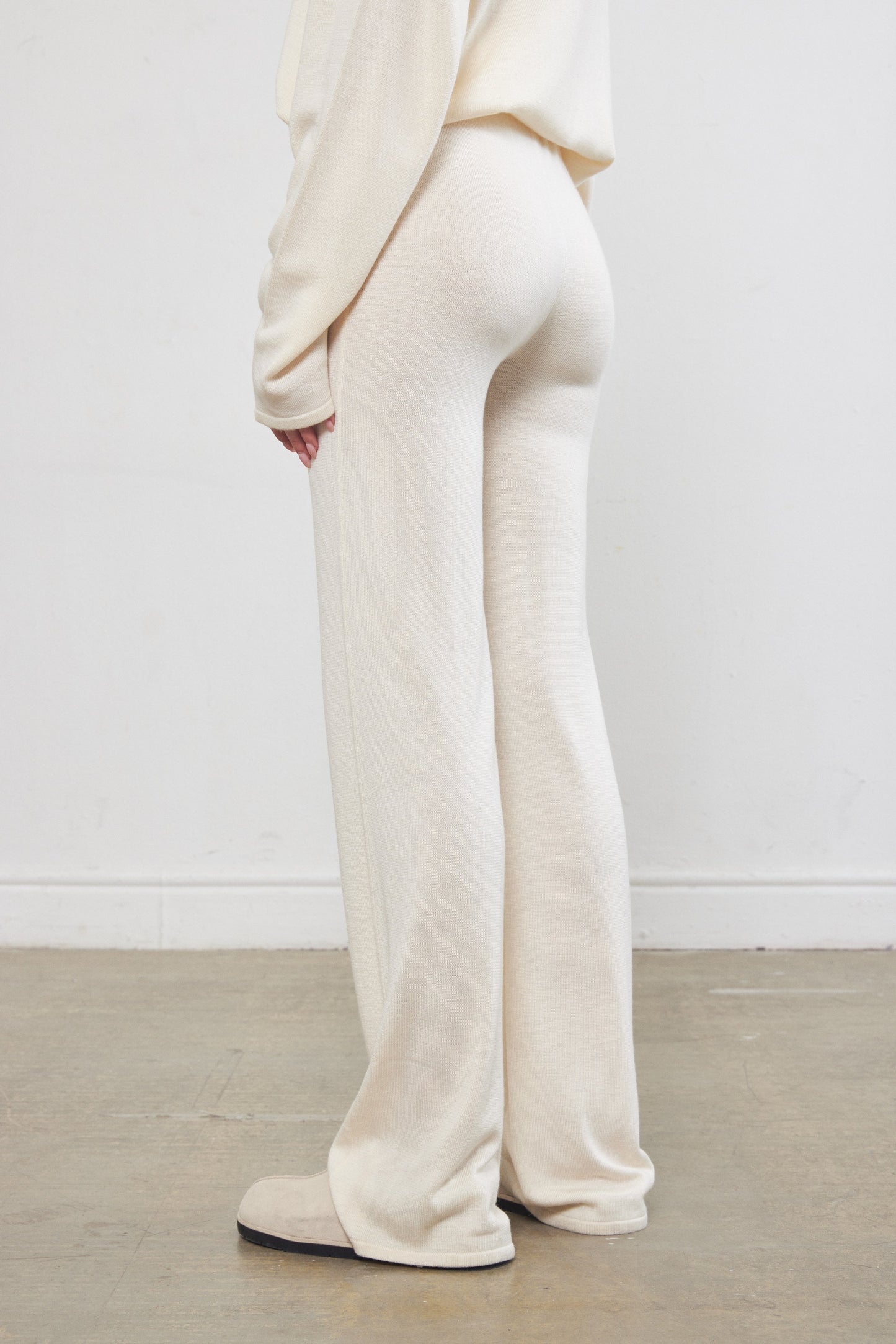Knitted Flowy Pants - Dé Rococo