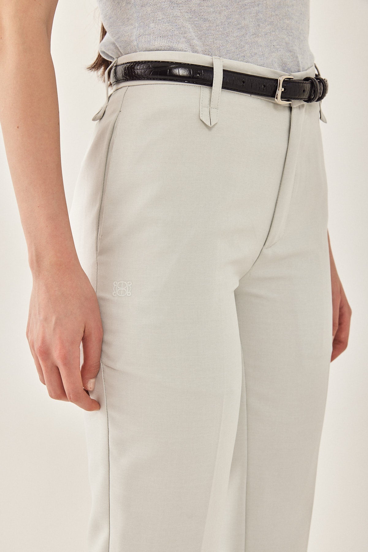 Mid Rise Slim Daddy Pants - Dé Rococo