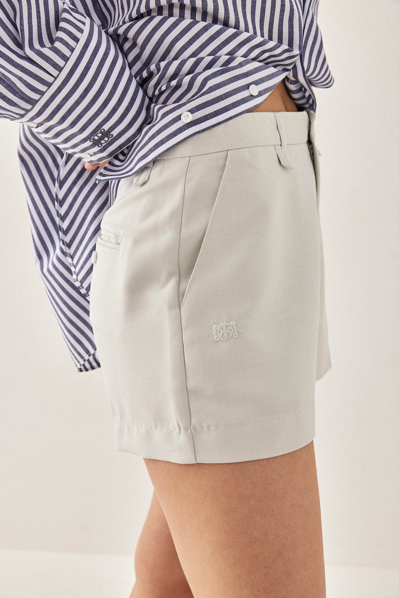 Mid Waist Daddy Shorts - Dé Rococo