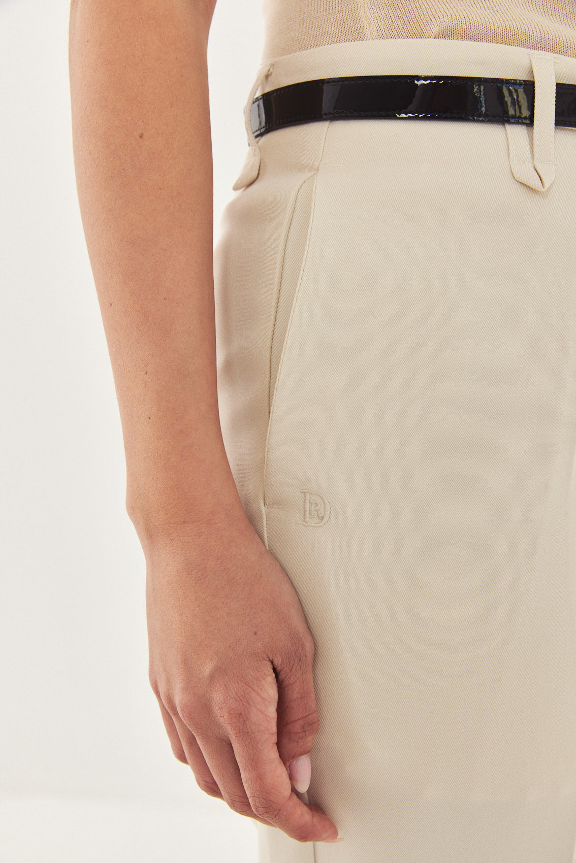 Mid Rise Slim Daddy Pants - Dé Rococo