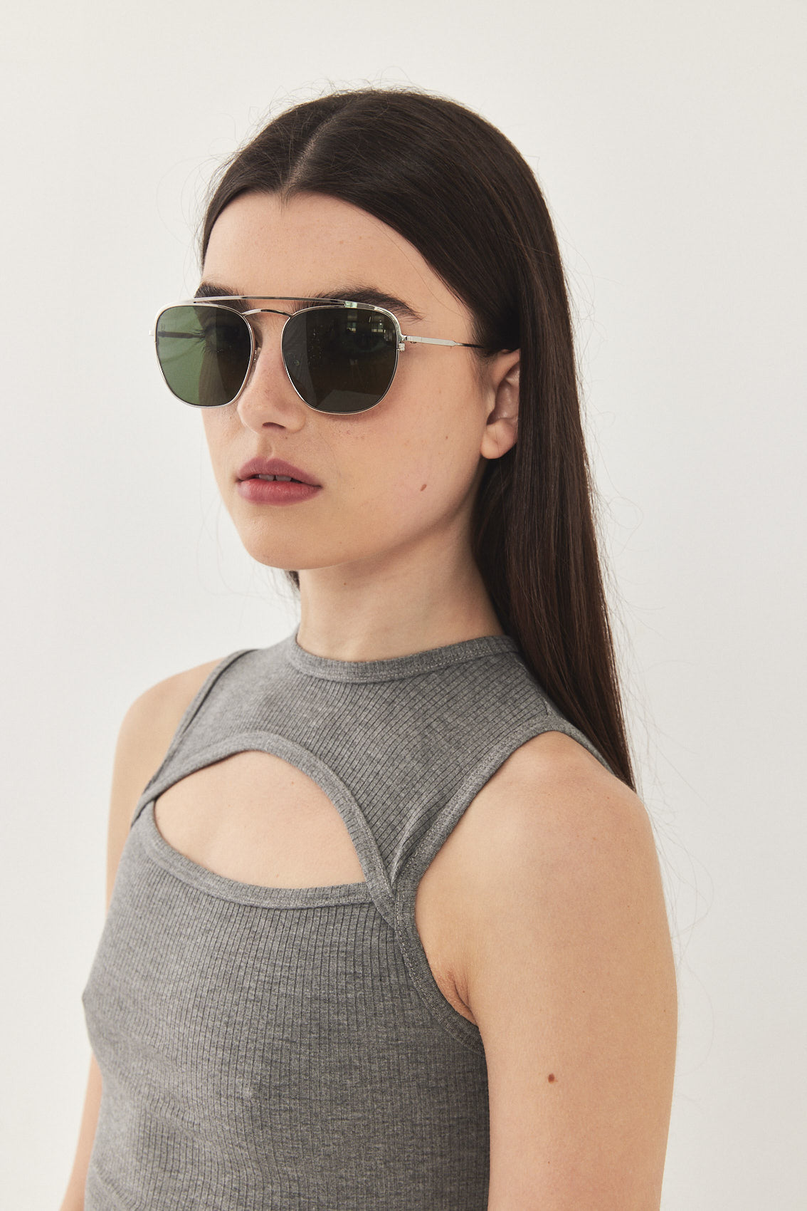 Frontal Cut Out Ribbed Tank Top - Dé Rococo