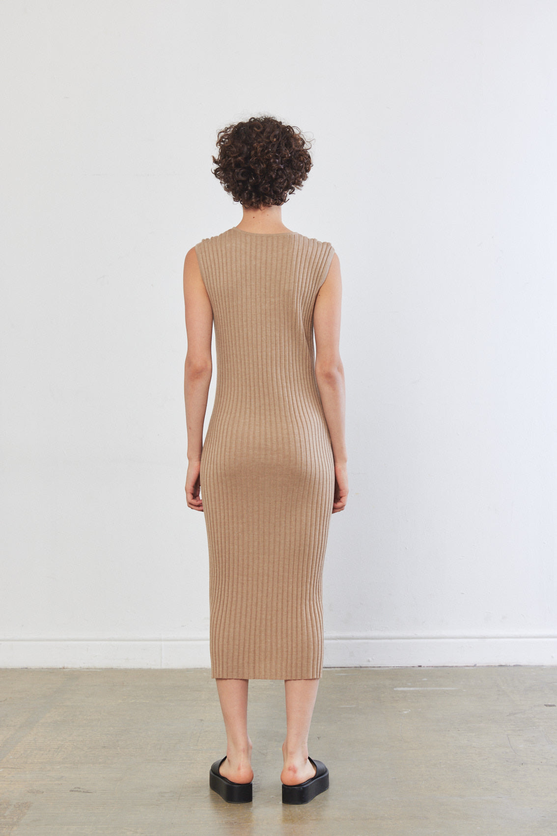 Knitted Muscle T Dress - Dé Rococo