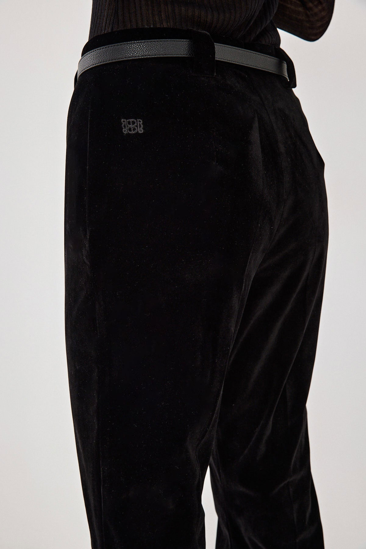 Rigid Velvet Bootcut Pants - Dé Rococo