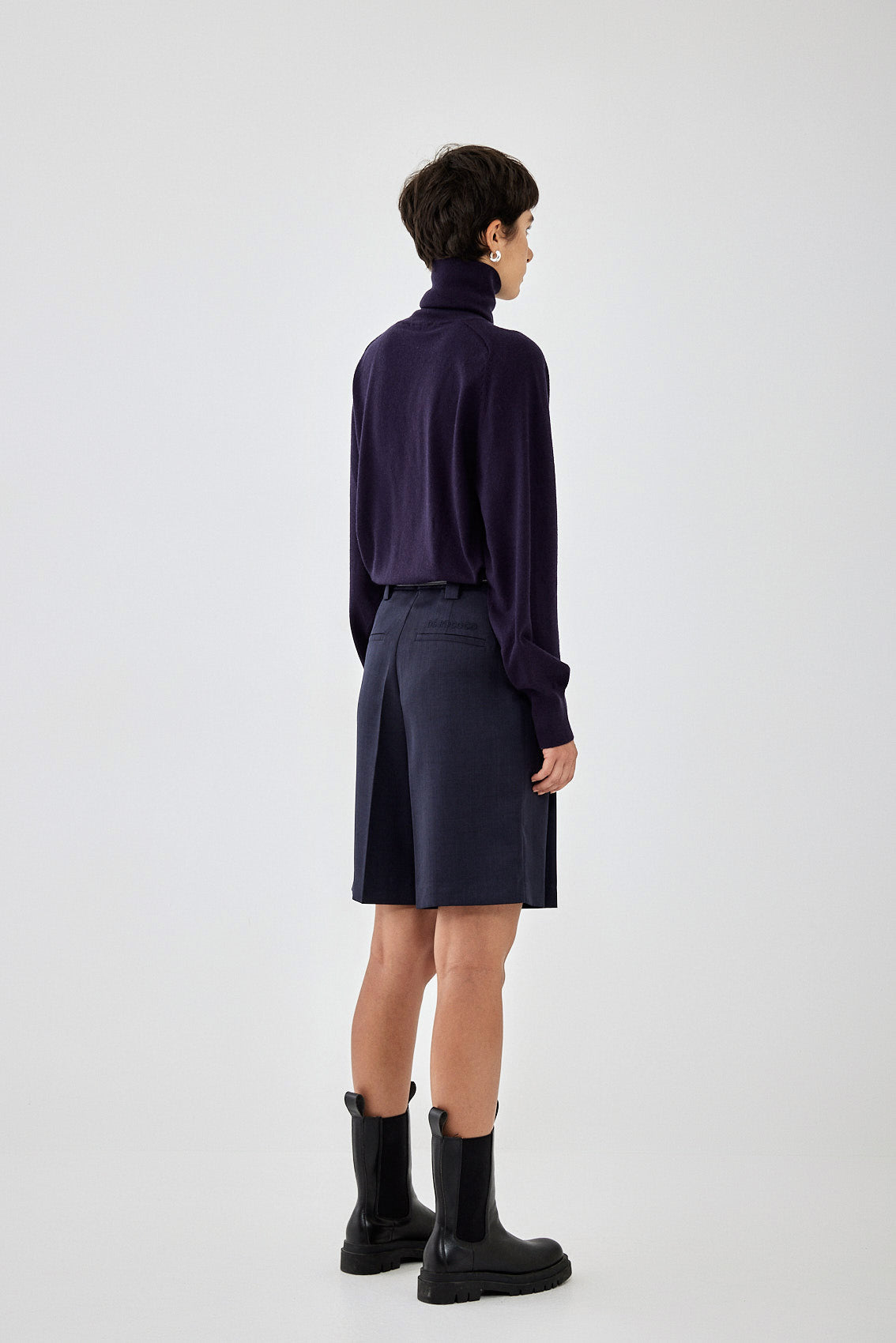 Thin Knitted Turtleneck Top - Dé Rococo