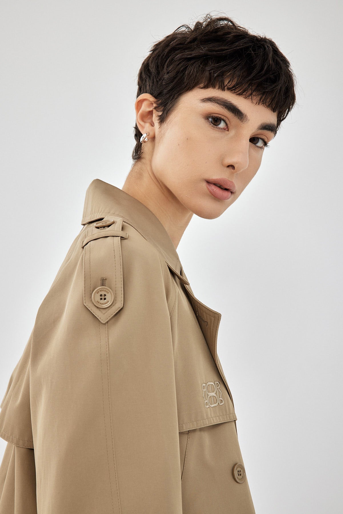 Double Breasted Cropped Trench Coat - Dé Rococo