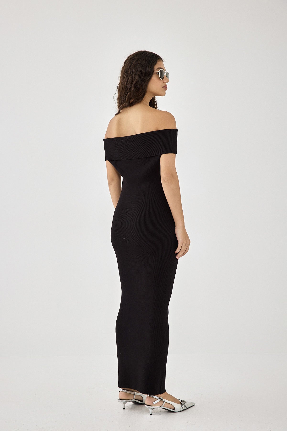 Off Shoulder Tight Ribbed Dress - Dé Rococo