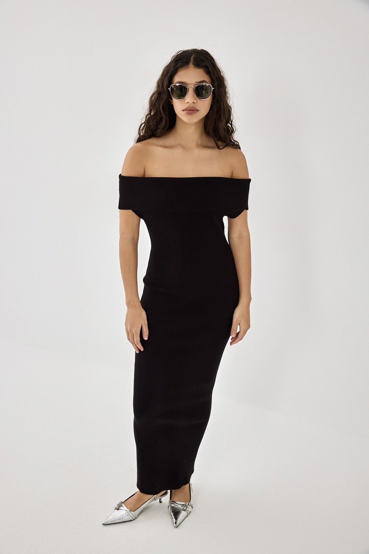 Off Shoulder Tight Ribbed Dress - Dé Rococo