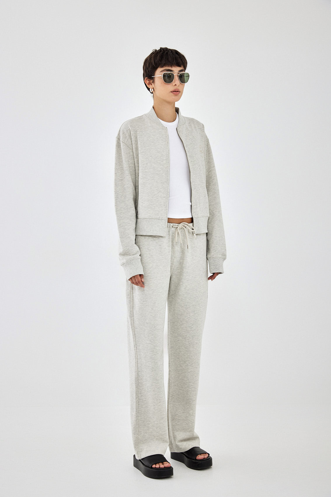 Cropped Zipped Sweatshirt - Dé Rococo