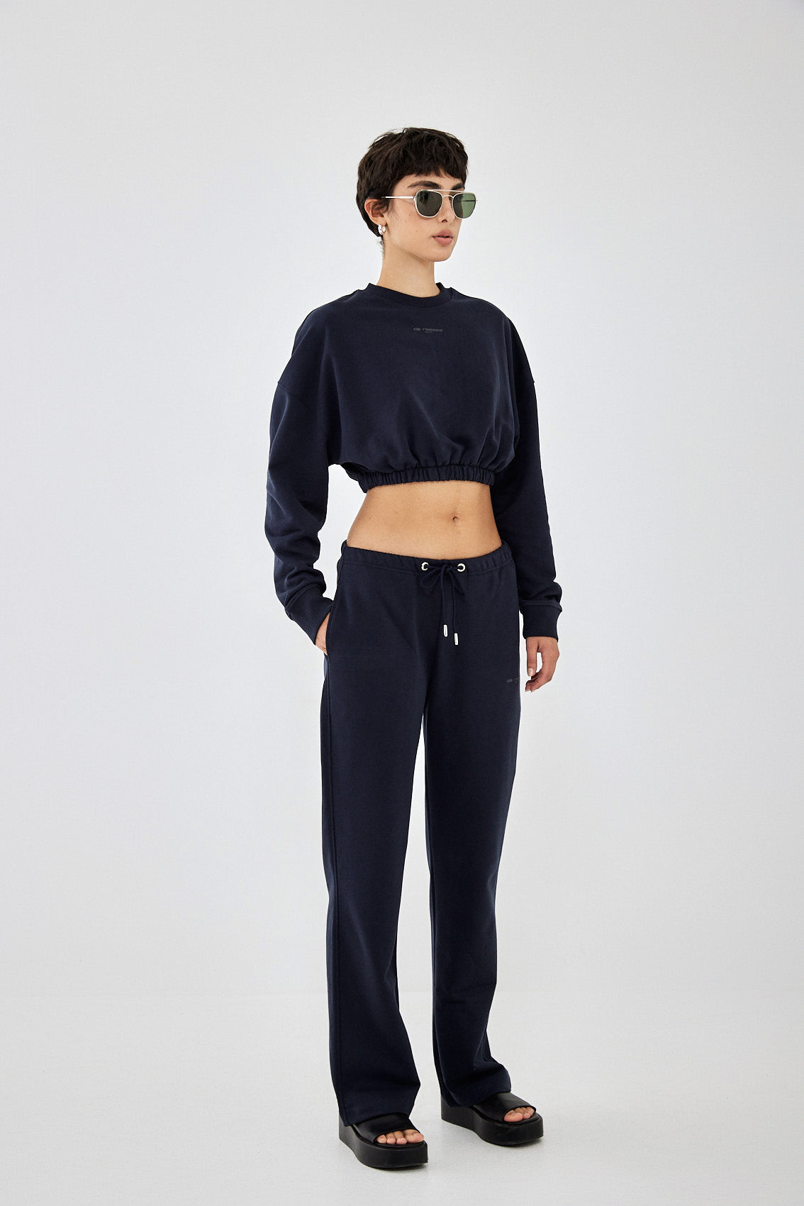 Cropped Sweatshirt - Dé Rococo
