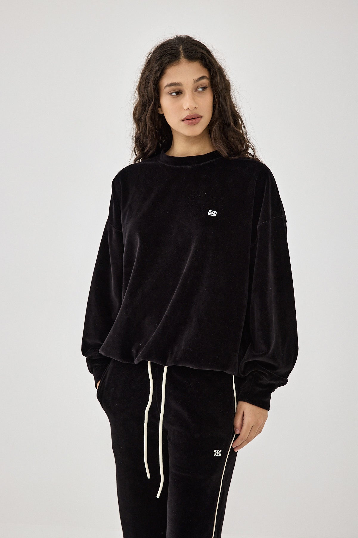 Velvet Sweatshirt - Dé Rococo
