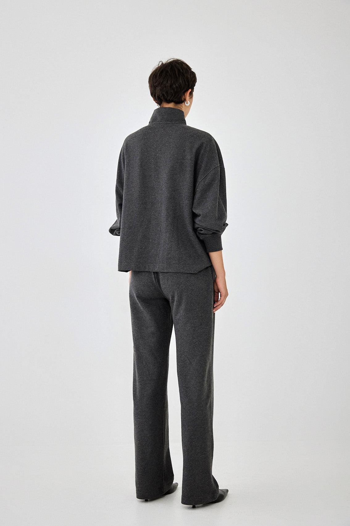 Straight Leg Patch Sweatpants - Dé Rococo