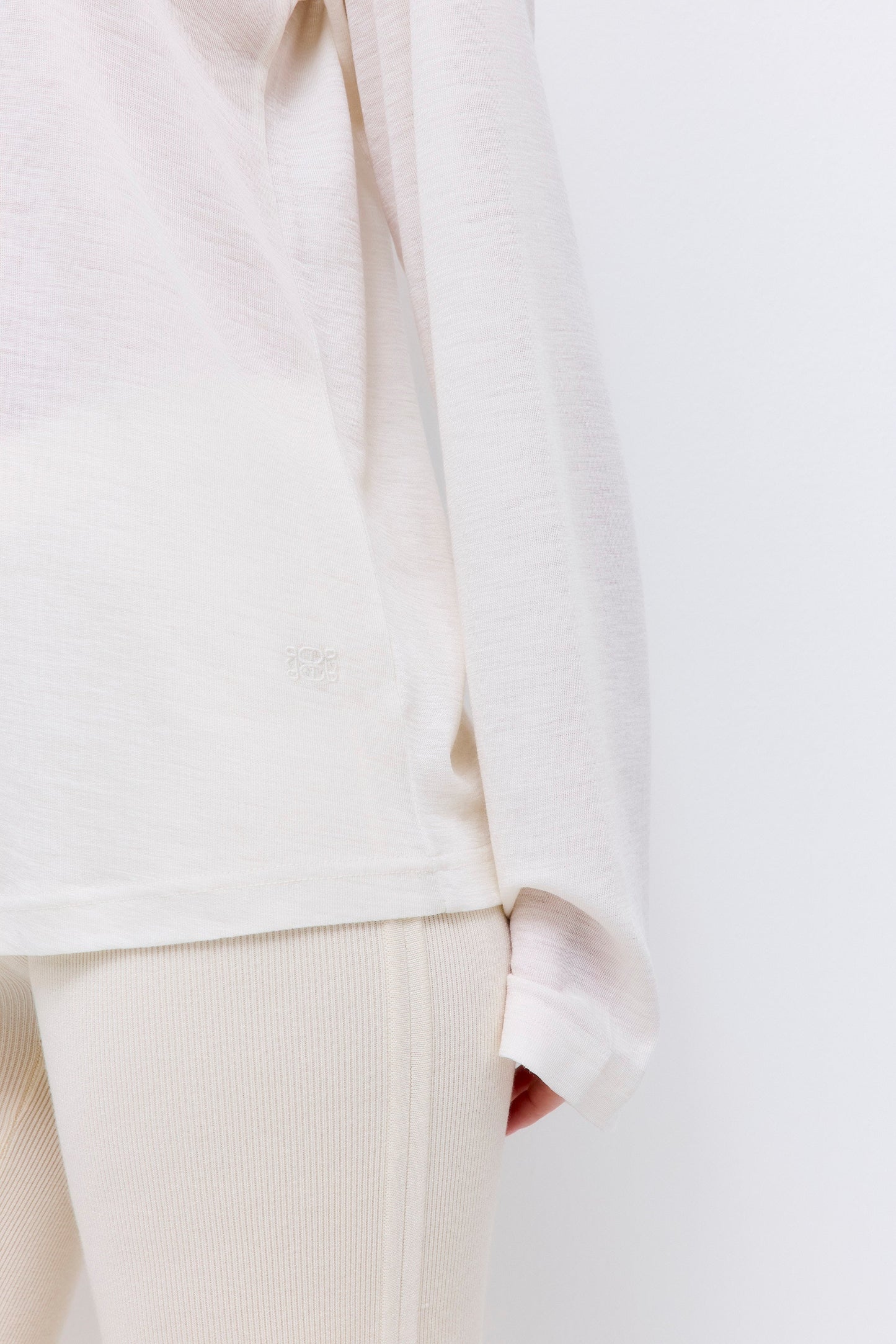 Oversized Wool Long Sleeve