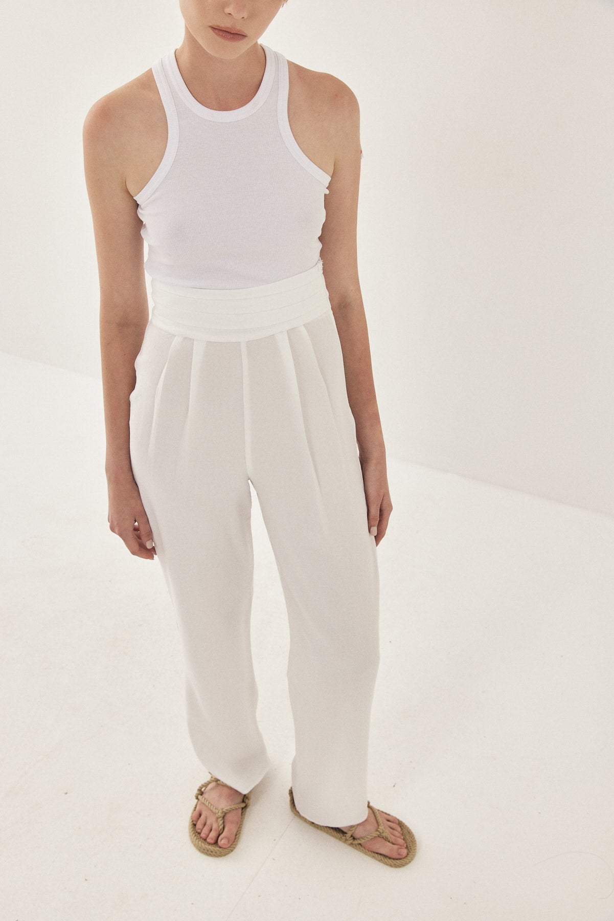 High Waisted Pleated Trousers - Dé Rococo