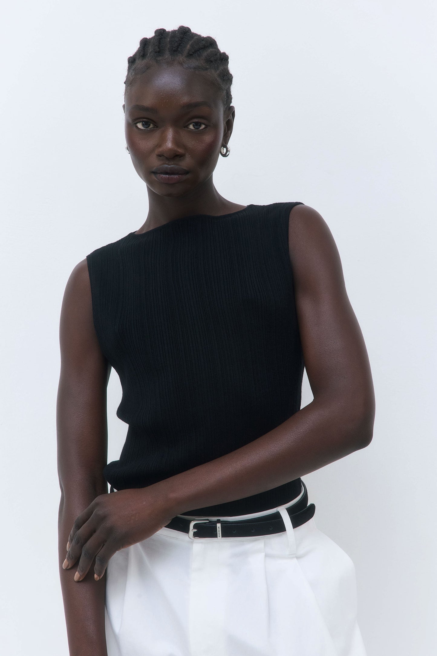 Ribbed Boat Neck Vest