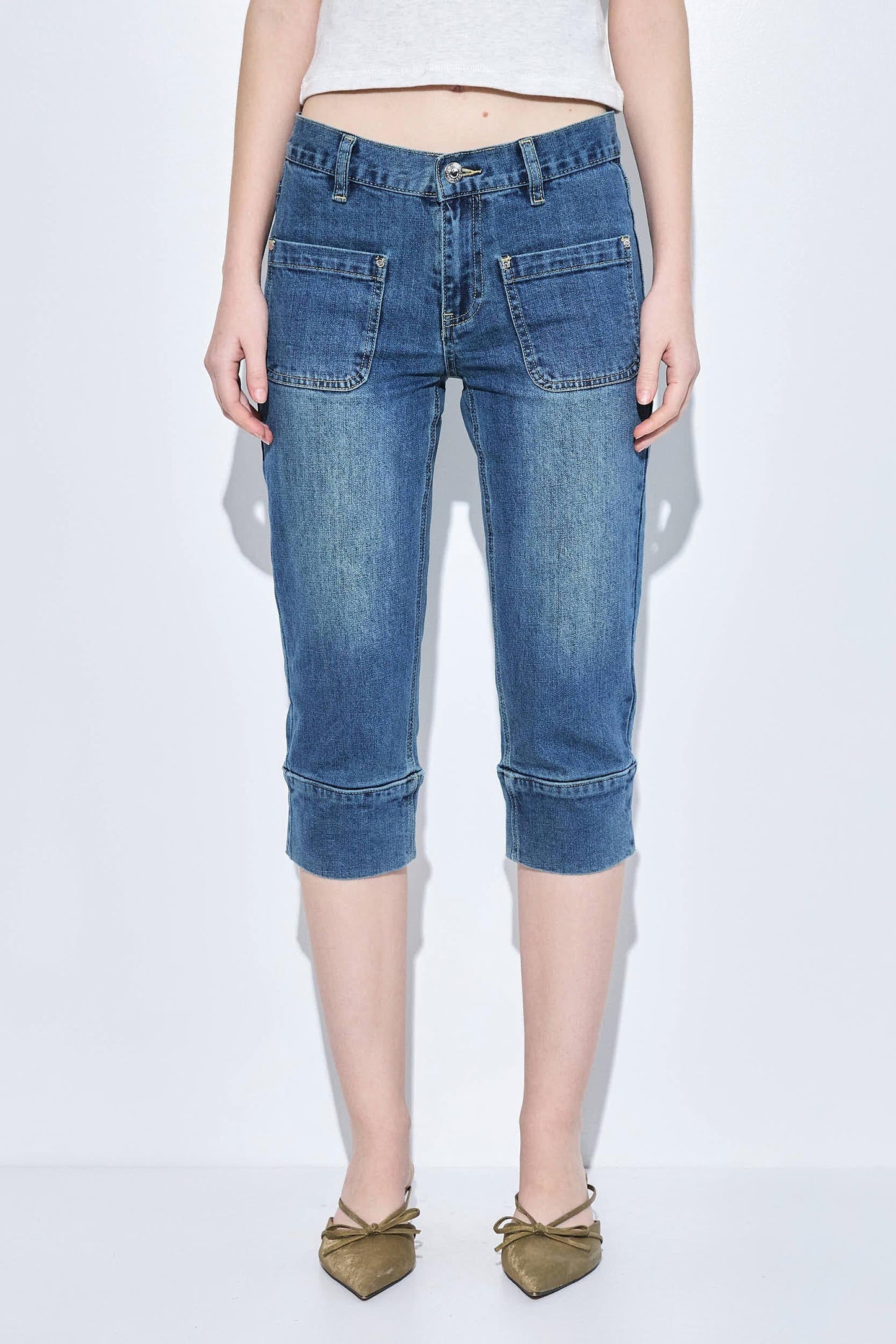 Mid Rise Capri Denim