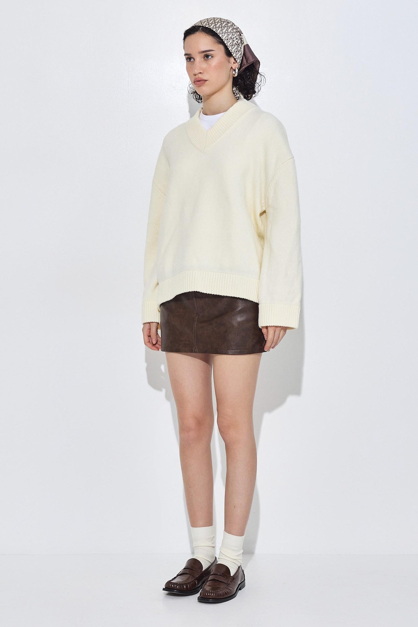 V Neck Oversized Jumper - Dé Rococo