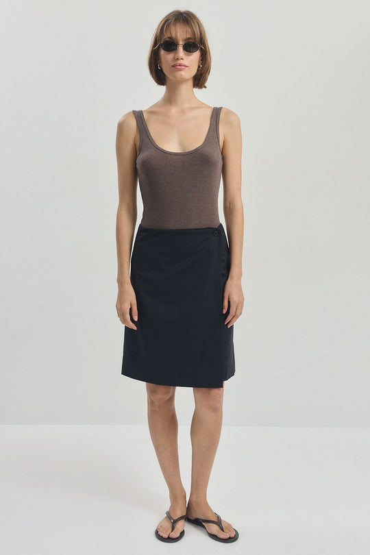 Ribbed Deep Scoop Tank
